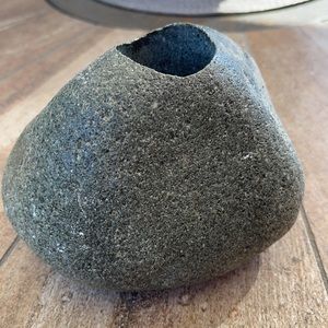 HORNBY ISLAND ROCK SOAP DISPENSER ART